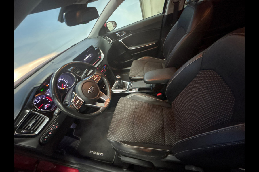 Kia Ceed Sportswagon 1.0 T-GDi DynamicPlusLine Navi | Clima |Camera |Stoel / Stuur verwarming | Trekhaak