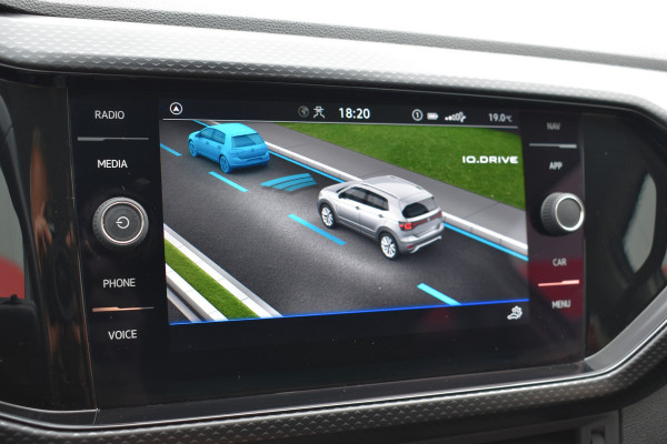 Volkswagen T-Cross 1.0 TSI Life Keyless/apple carplay/Stoelverwarming