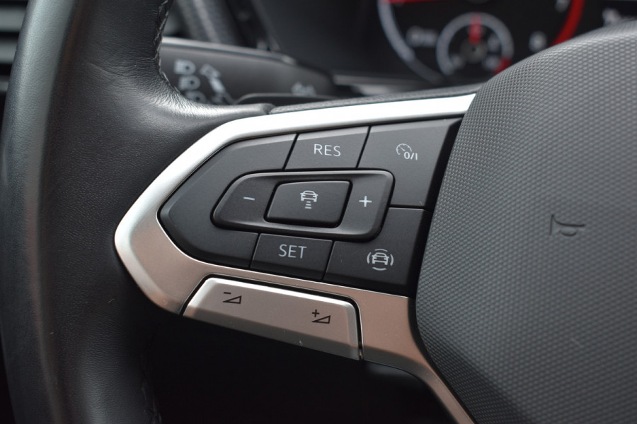 Volkswagen T-Cross 1.0 TSI Life Keyless/apple carplay/Stoelverwarming