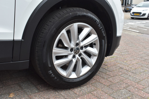Volkswagen T-Cross 1.0 TSI Life Keyless/apple carplay/Stoelverwarming