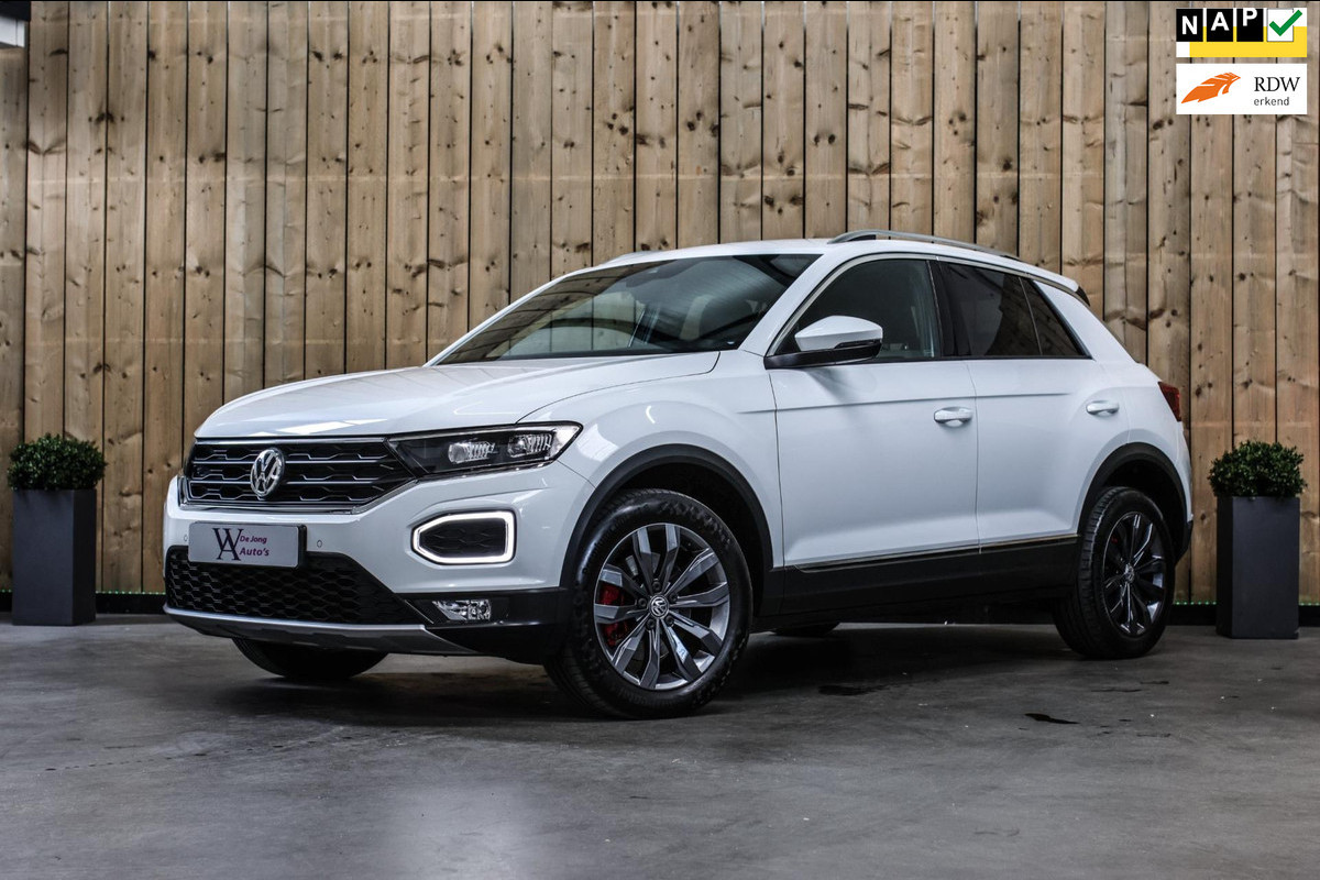 Volkswagen T-Roc 1.5 TSI Sport *Virtual*Led*DSG*Trekhaak*1e Eigenaar* Volkswagen T-Roc 1.5 TSI Sport *Virtual*Led*DSG*Trekhaak*1e Eigenaar*