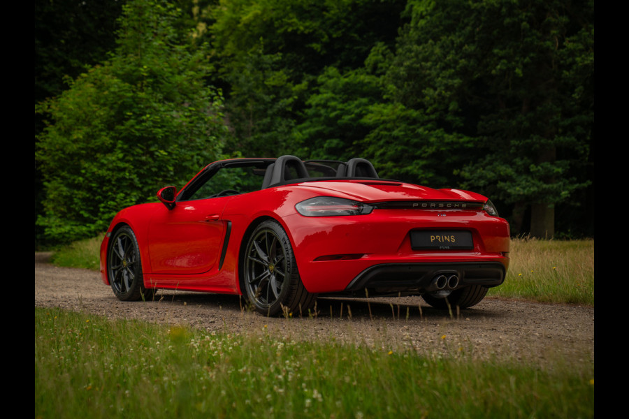 Porsche 718 Boxster 2.0 | PDLS | Sportuitlaat | Indisch Rood | GT-sportstuur