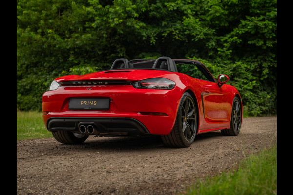 Porsche 718 Boxster 2.0 | PDLS | Sportuitlaat | Indisch Rood | GT-sportstuur