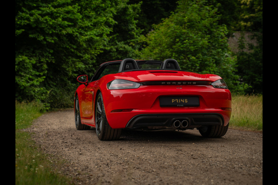 Porsche 718 Boxster 2.0 | PDLS | Sportuitlaat | Indisch Rood | GT-sportstuur