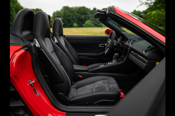 Porsche 718 Boxster 2.0 | PDLS | Sportuitlaat | Indisch Rood | GT-sportstuur