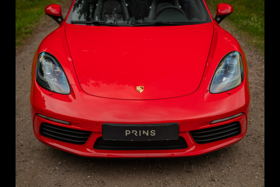 Porsche 718 Boxster 2.0 | PDLS | Sportuitlaat | Indisch Rood | GT-sportstuur