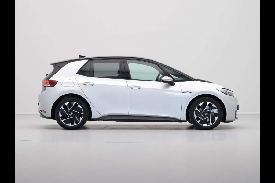 Volkswagen ID.3 Life 58 kWh Navigatie Pdc Stoelverwarming Acc beschikbaar vanaf 19-8-2025 Demo beschikbaar vanaf 19-8-2025