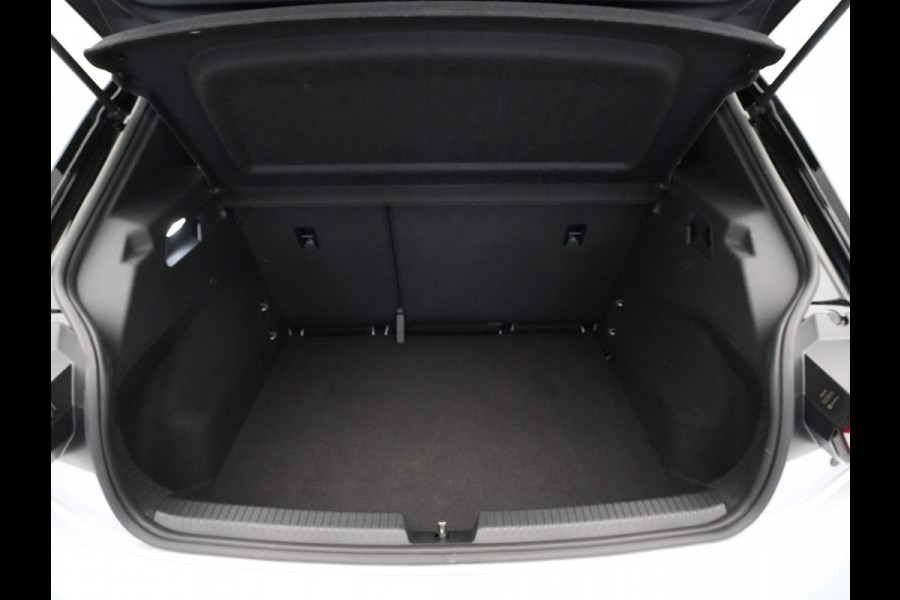 Volkswagen ID.3 Life 58 kWh Navigatie Pdc Stoelverwarming Acc beschikbaar vanaf 19-8-2025 Demo beschikbaar vanaf 19-8-2025