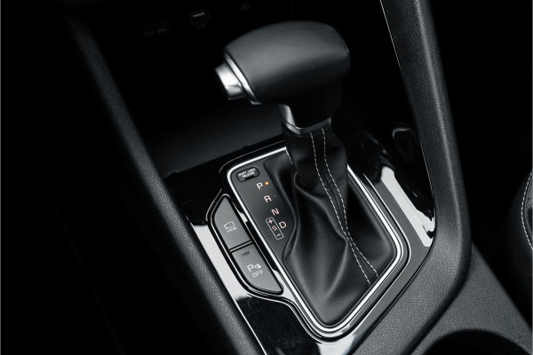 Kia Niro 1.6 GDi Hybrid DynamicLine Navi Camera ECC
