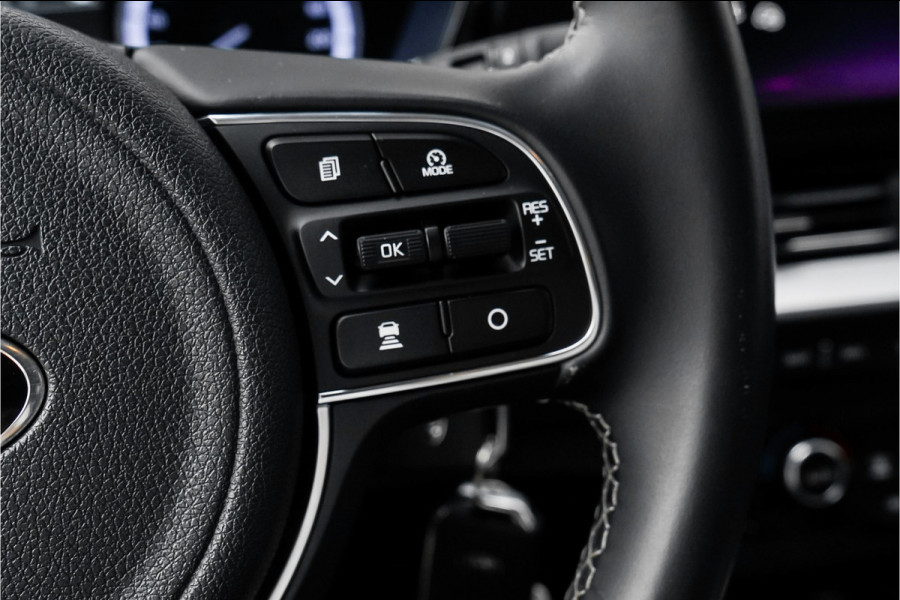 Kia Niro 1.6 GDi Hybrid DynamicLine Navi Camera ECC