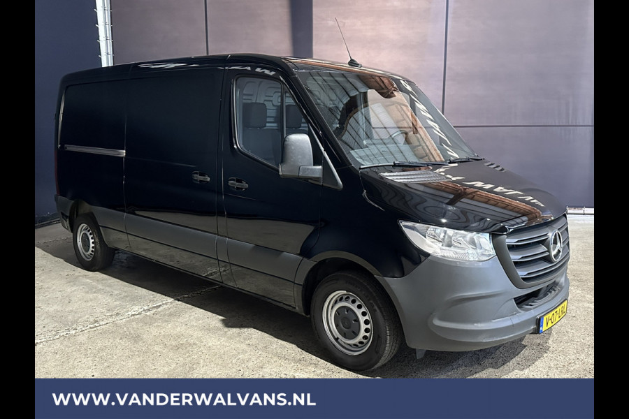 Mercedes-Benz Sprinter 211 CDI 115pk L2H1 Euro6 Airco | Trekhaak | Bijrijdersbank | Bluetooth telefoonvoorbereiding zijdeur