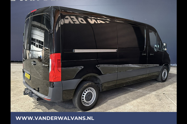 Mercedes-Benz Sprinter 211 CDI 115pk L2H1 Euro6 Airco | Trekhaak | Bijrijdersbank | Bluetooth telefoonvoorbereiding zijdeur