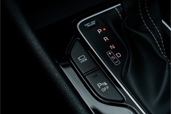 Kia Niro 1.6 GDi Hybrid DynamicLine Navi Camera ECC