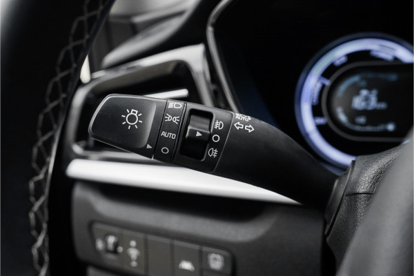Kia Niro 1.6 GDi Hybrid DynamicLine Navi Camera ECC