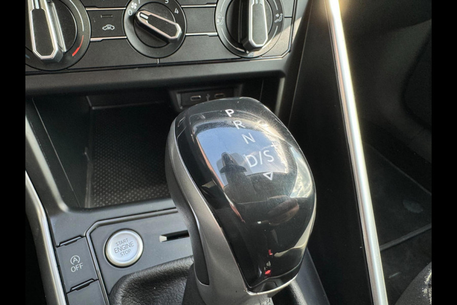 Volkswagen Polo 1.0 TSI Life Business DSG Vitrual PDC Led
