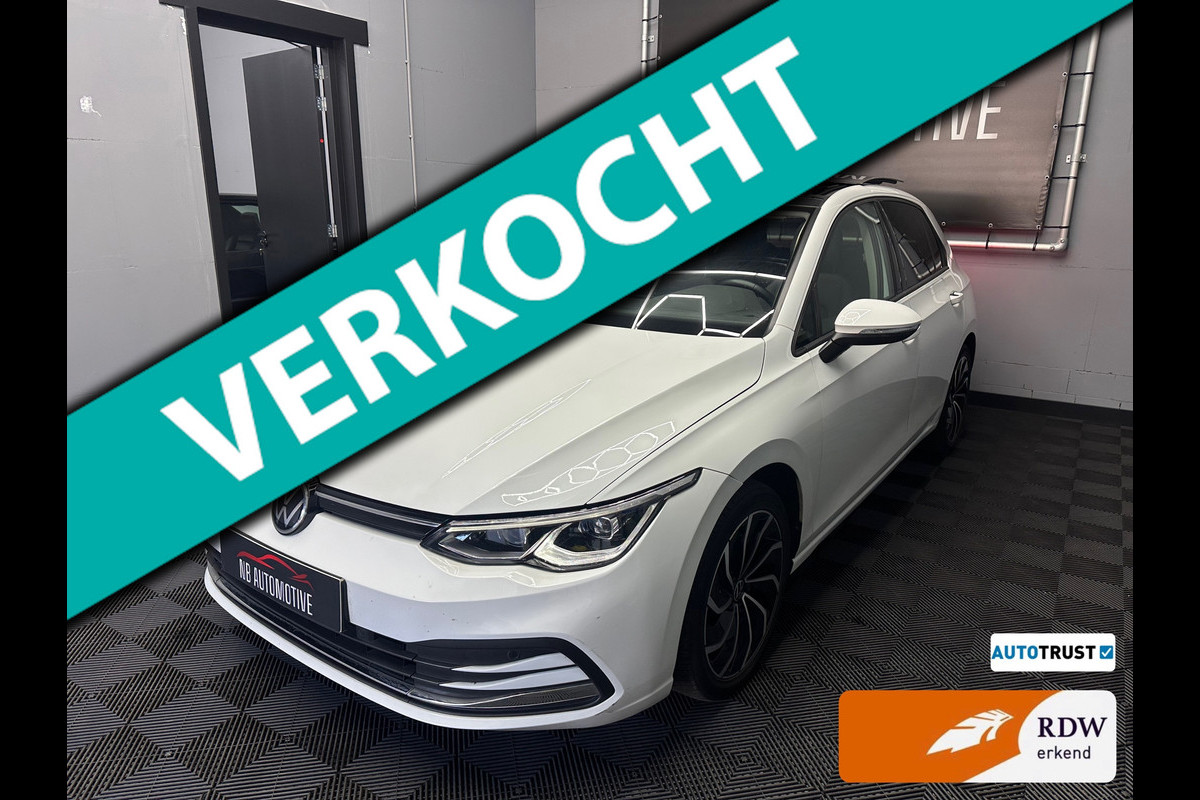 Volkswagen Golf 8 eTSI Life Business PANO Volkswagen Golf 8 eTSI Life Business PANO