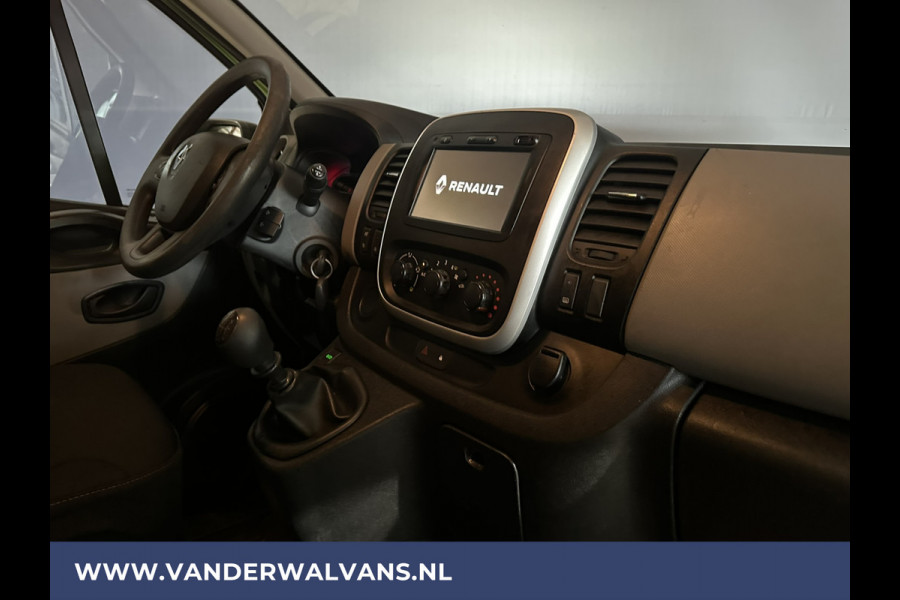 Renault Trafic 1.6 dCi L1H1 Euro6 Airco | Navigatie | Imperiaal | Cruisecontrol | Trekhaak | Parkeersensoren | Bijrijdersbank