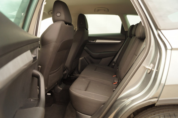 Škoda Karoq 1.5 TSI 150pk DSG Business Edition -LED-ECC-CAM-NAVI-
