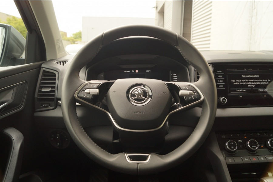 Škoda Karoq 1.5 TSI 150pk DSG Business Edition -LED-ECC-CAM-NAVI-