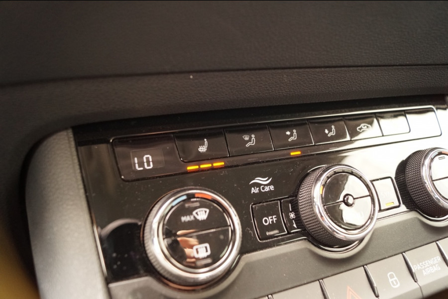 Škoda Karoq 1.5 TSI 150pk DSG Business Edition -LED-ECC-CAM-NAVI-