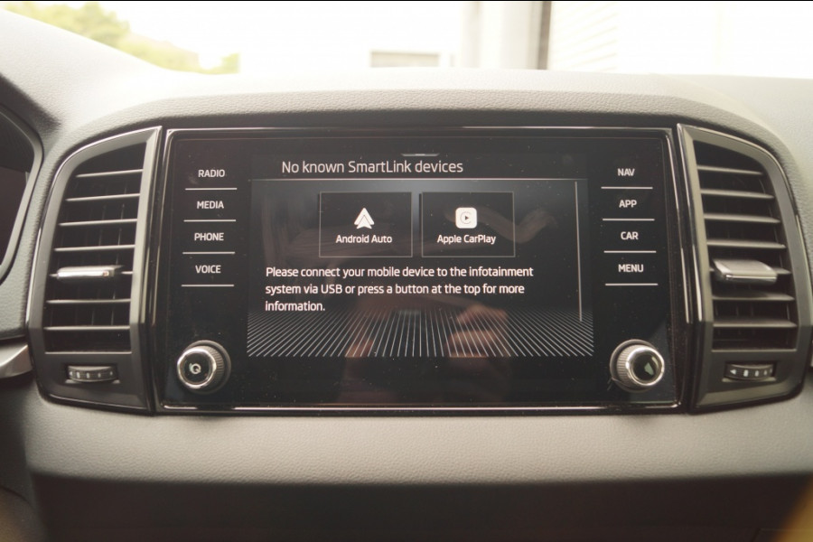 Škoda Karoq 1.5 TSI 150pk DSG Business Edition -LED-ECC-CAM-NAVI-