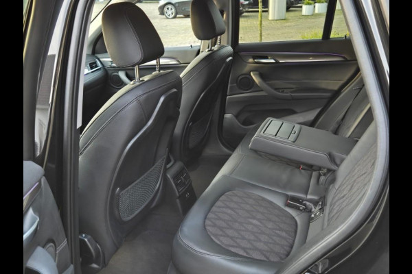 BMW X1 XDRIVE25E X LINE I SPORTSTOELEN I TREKHAAK I HEAD