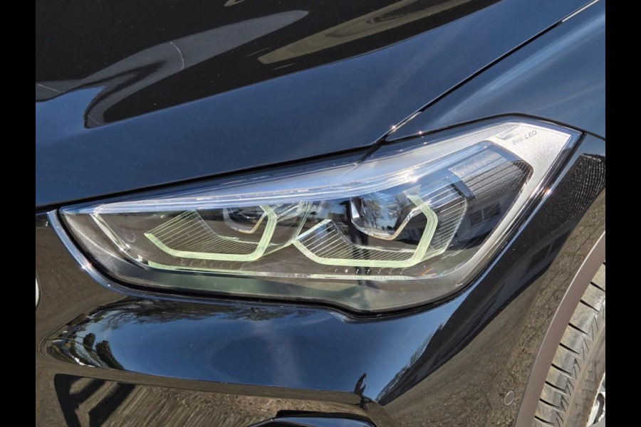 BMW X1 XDRIVE25E SPORTLINE I PANORAMA I SPORTSTOELEN I