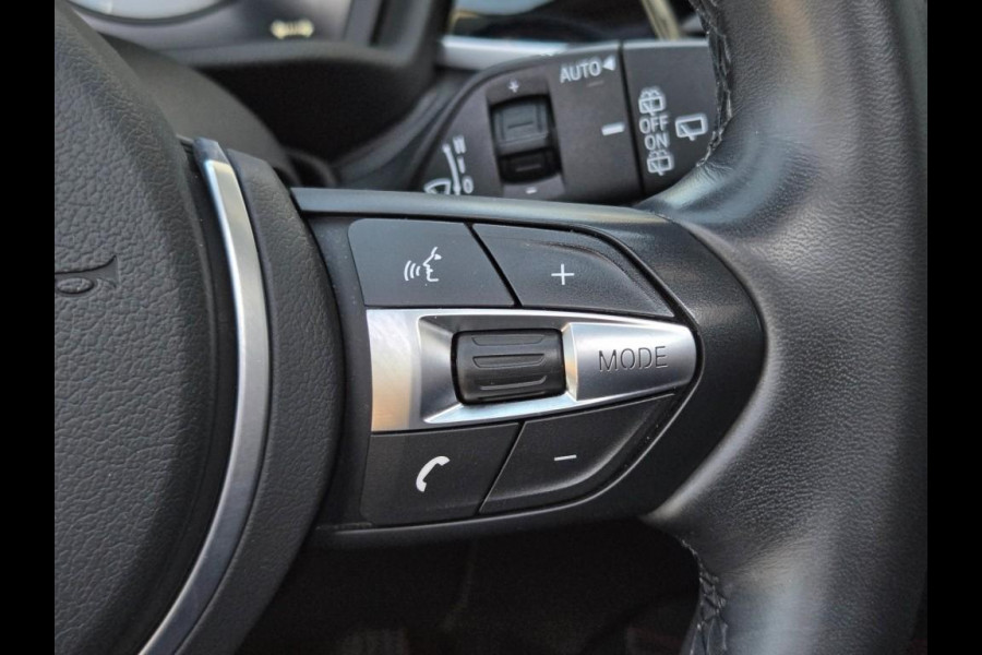 BMW X1 XDRIVE25E SPORTLINE I PANORAMA I SPORTSTOELEN I