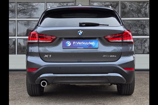 BMW X1 XDRIVE25E I PANORAMA I SPORTSTOELEN I KEYLESS I