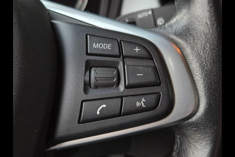 BMW X1 XDRIVE25E I PANORAMA I SPORTSTOELEN I KEYLESS I