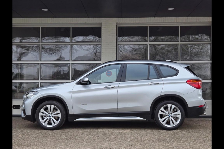 BMW X1 SDRIVE18I SPORTLINE I SPORTSTOELEN I CAMERA I 18