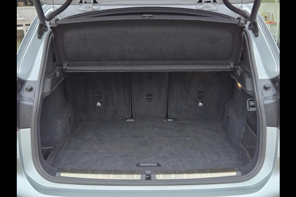 BMW X1 SDRIVE18I SPORTLINE I SPORTSTOELEN I CAMERA I 18