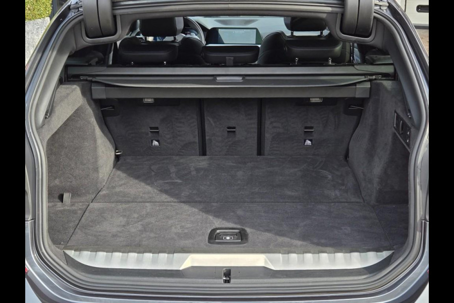 BMW 3-serie 330E XDR. M SPORT I LASER I PANORAMA I MEMORY