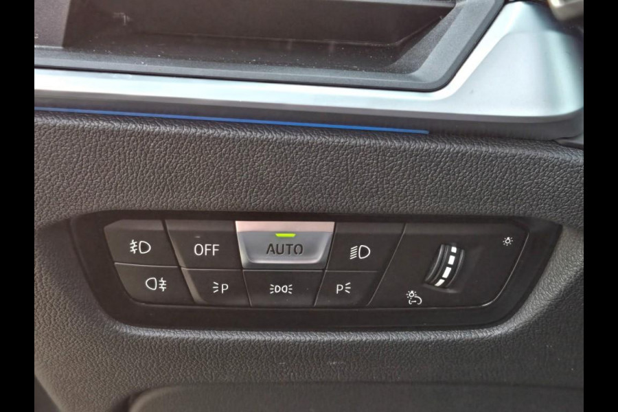 BMW 3-serie 330E XDR. M SPORT I LASER I PANORAMA I MEMORY