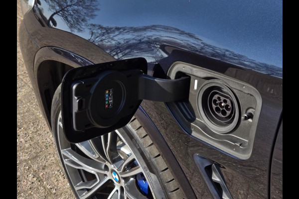 BMW X3 XDRIVE30E M SPORT I PANORAMA I LEDER I KEYLESS
