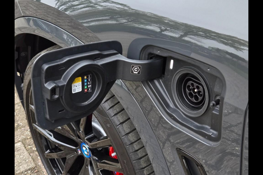 BMW X5 XDRIVE45E M SPORT I LASER I PANORAMA I 22 INCH I