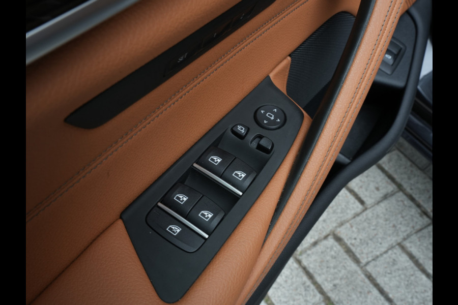 BMW 5 Serie Touring 520i Business Edition Plus | Laserlicht | DAB | Comfortstoelen | Camera