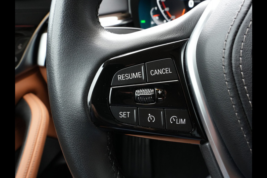 BMW 5 Serie Touring 520i Business Edition Plus | Laserlicht | DAB | Comfortstoelen | Camera