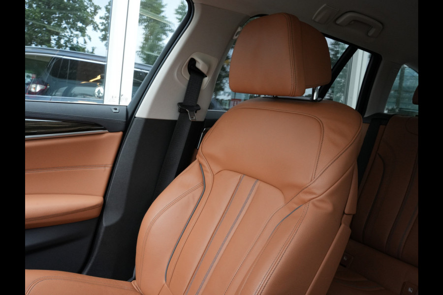 BMW 5 Serie Touring 520i Business Edition Plus | Laserlicht | DAB | Comfortstoelen | Camera