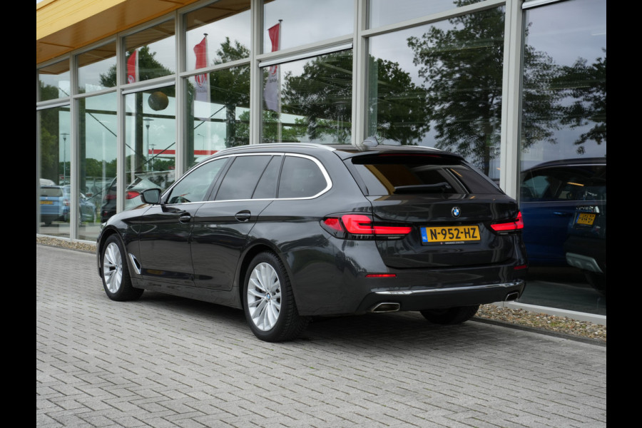BMW 5 Serie Touring 520i Business Edition Plus | Laserlicht | DAB | Comfortstoelen | Camera