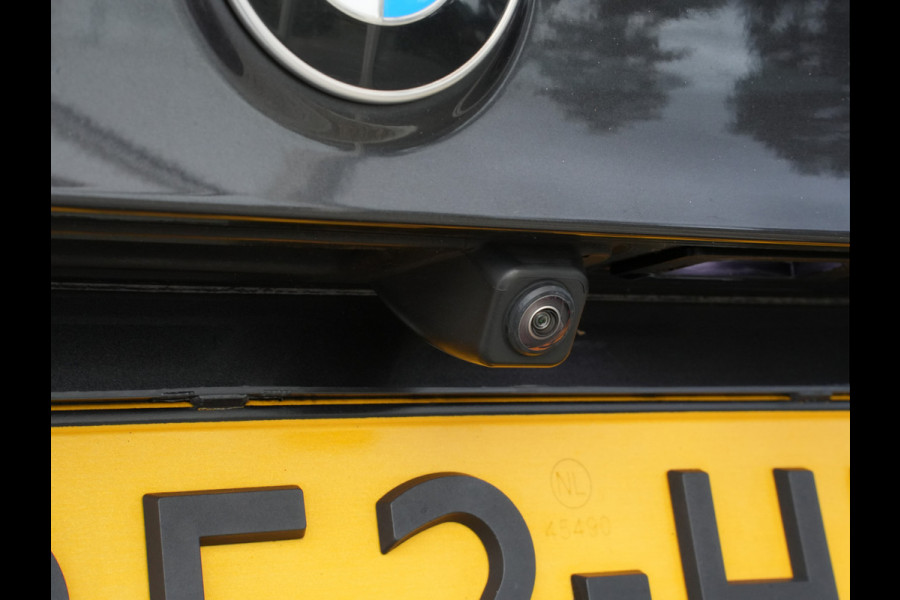 BMW 5 Serie Touring 520i Business Edition Plus | Laserlicht | DAB | Comfortstoelen | Camera