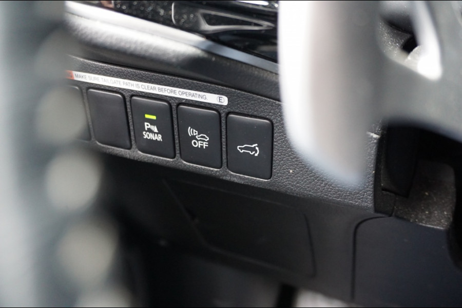 Mitsubishi Outlander PHEV Intense+ AUTOMAAT SCHUIFDAK | ELEK.KLEP | CARPLAY | HAAK!