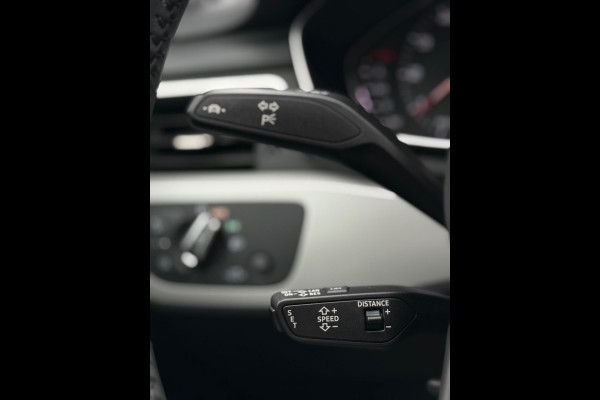 Audi A4 Avant 40 TFSI Launch edition Sport