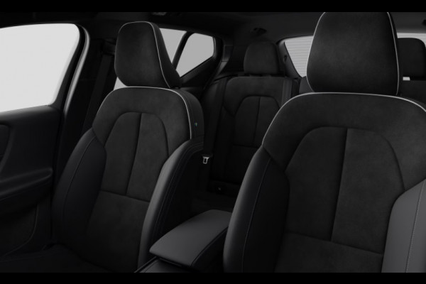 Volvo EX40 252PK Automaat Single Motor Extended Range Plus Panoramadak / Apple Carplay / Android Auto / Harman kardon audio / Adaptive cruise control / Pilot assist / Lichtmetalen velgen /