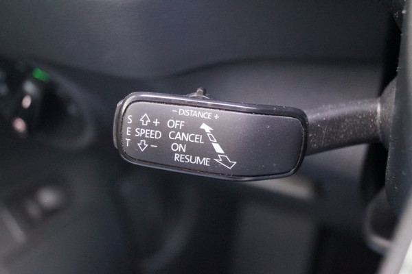 Škoda Karoq 1.5 TSI 150pk DSG Sportline -PANO-LED-ECC-TREKHAAK-