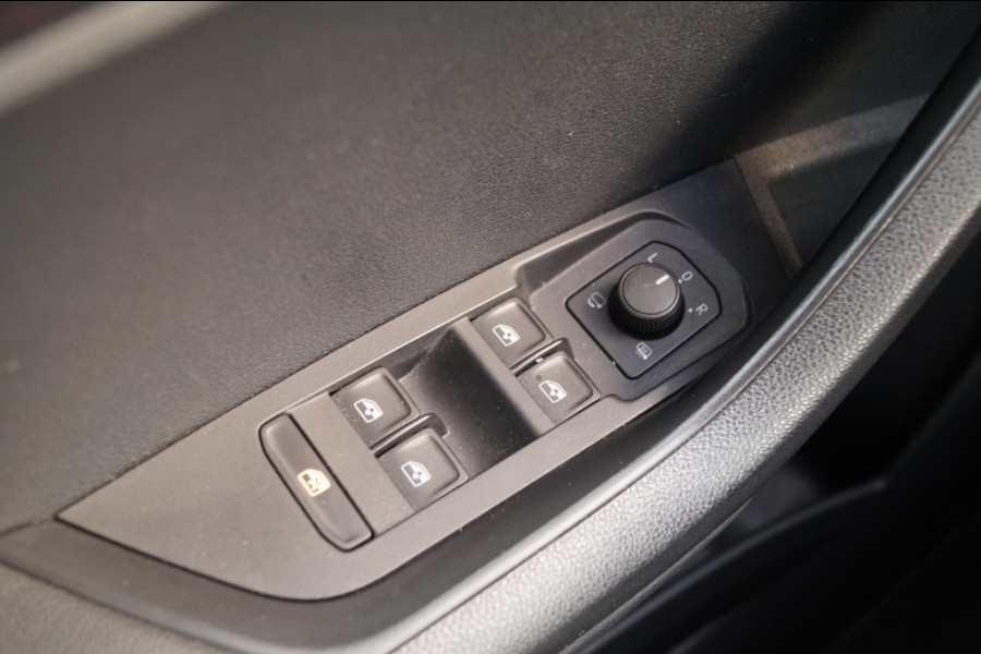 Škoda Karoq 1.5 TSI 150pk DSG Sportline -PANO-LED-ECC-TREKHAAK-