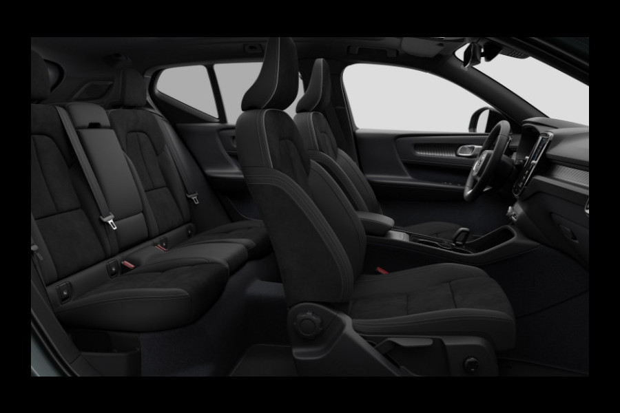 Volvo EX40 252PK Auotmaat Single Motor Extended Range Plus Panoramadak / Apple Carplay / Android Auto / Harman kardon audio / Adaptive cruise control / Pilot assist / Lichtmetalen velgen /