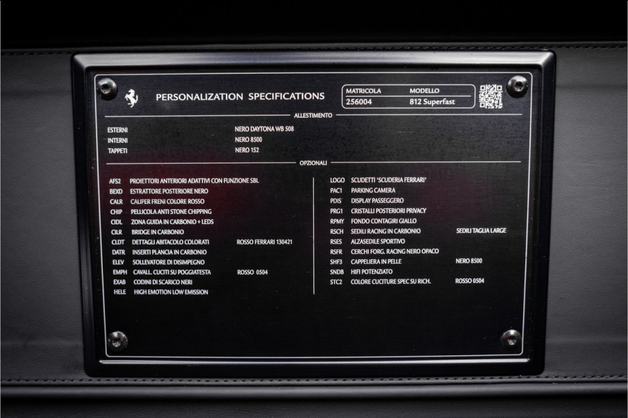 Ferrari 812 6.5 V12 Superfast HELE - 7 Years Genuine Maintenance | Manufacturer's warranty | Passenger Display | Lift l Black on Black