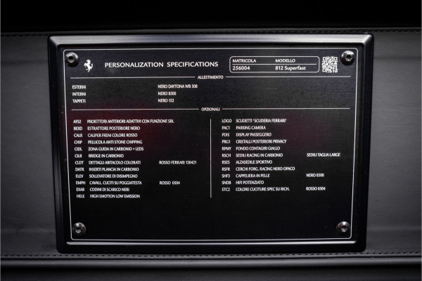 Ferrari 812 6.5 V12 Superfast HELE - 7 Years Genuine Maintenance | Manufacturer's warranty | Passenger Display | Lift l Black on Black