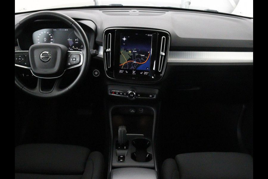 Volvo XC40 1.5 T5 Recharge Business Pro | Panoramadak | Stoel & stuurverwarming | Trekhaak | 360 camera | Adaptive cruise | Harman/Kardon | Carplay | Navigatie | Full LED